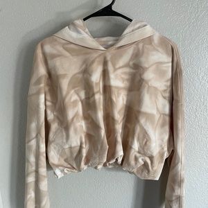 lululemon taupe tye dye crop hoodie